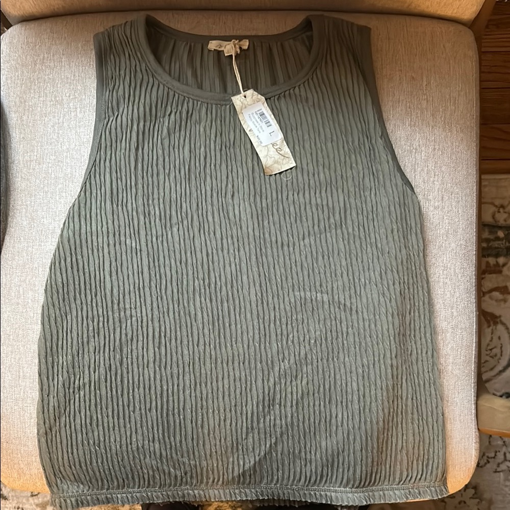 Fancy muscle tank